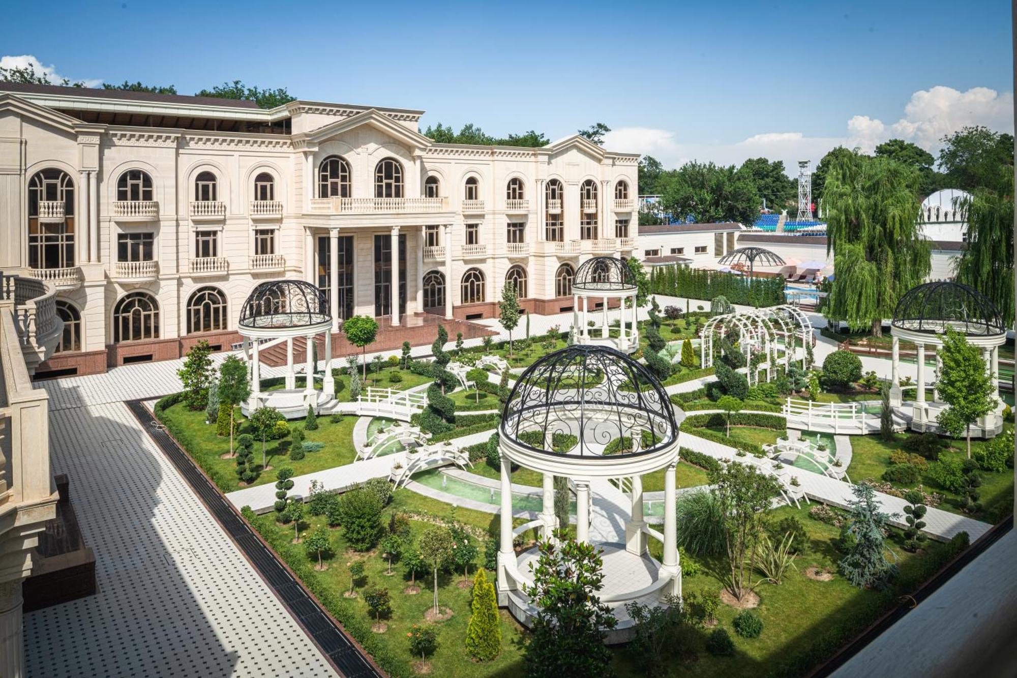 Hotel Zarafshon Parkside Samarcanda Exterior foto